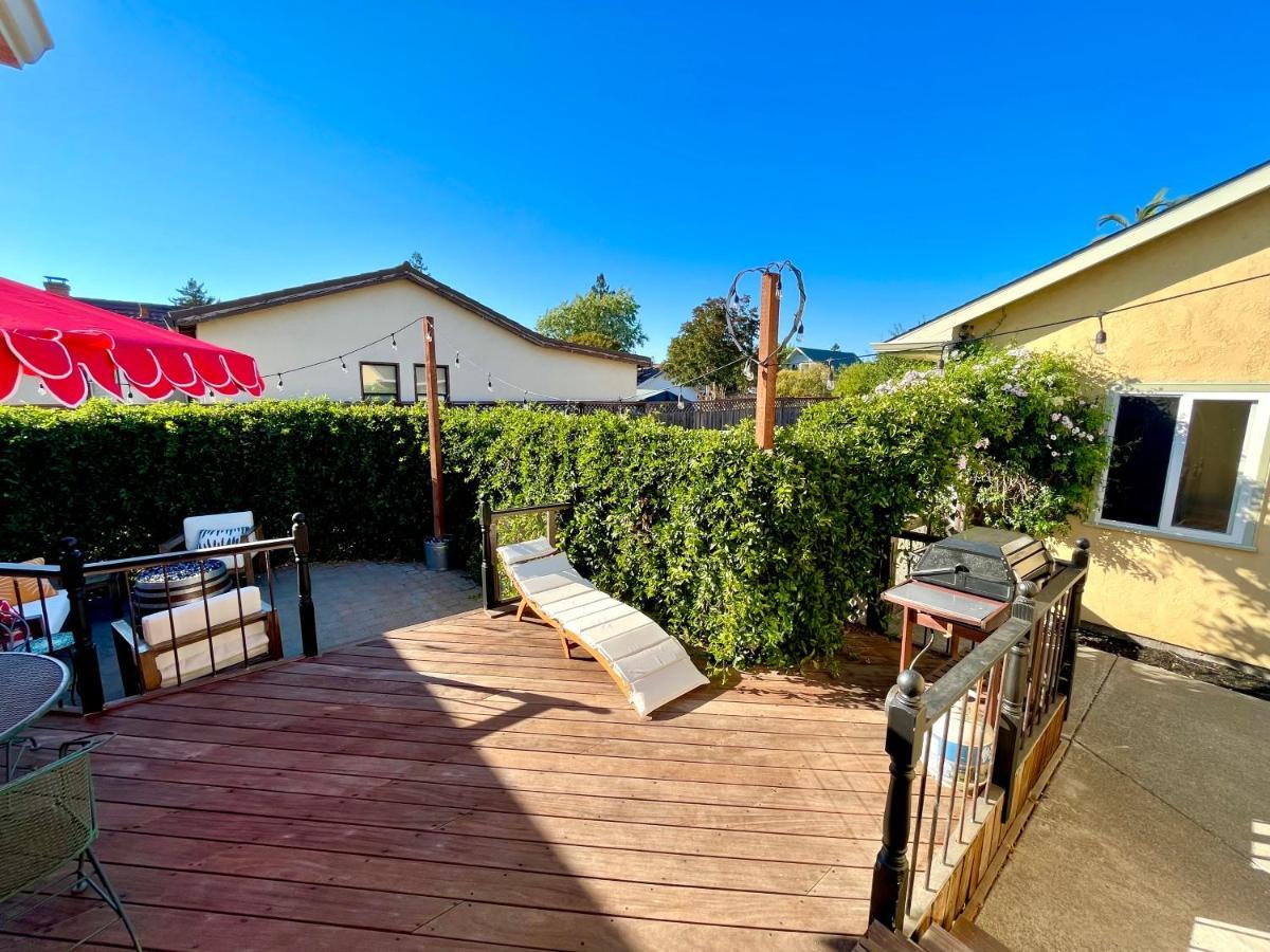 Spacious Renovated Petaluma Home- Pool Table, Fire Pit, Parking Esterno foto