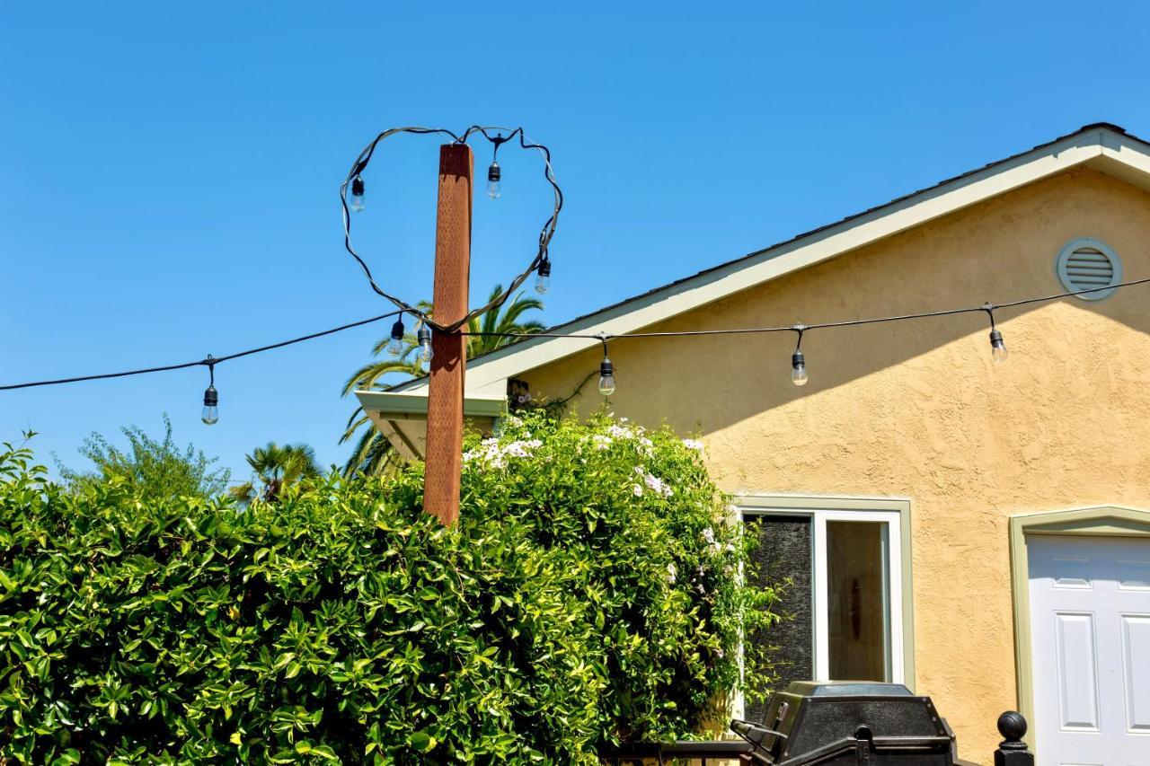 Spacious Renovated Petaluma Home- Pool Table, Fire Pit, Parking Esterno foto
