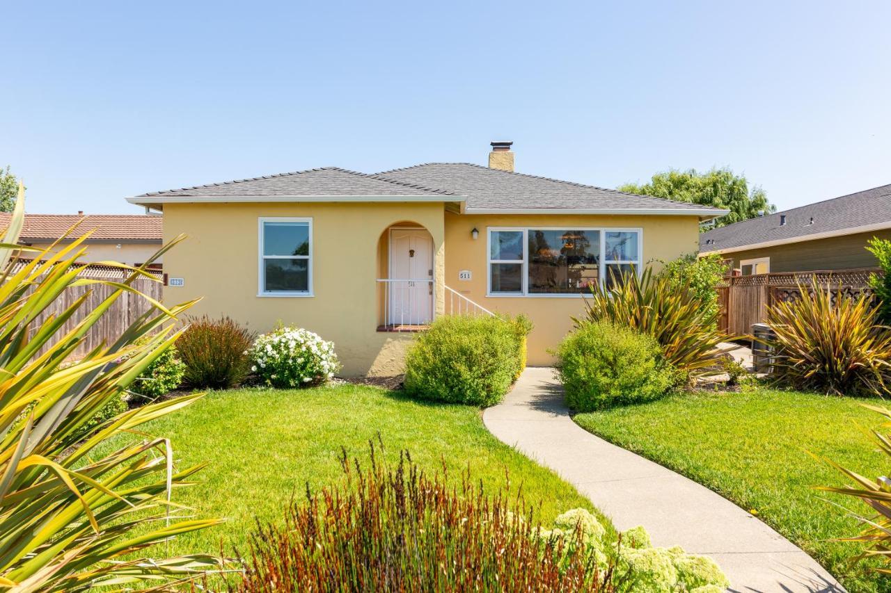 Spacious Renovated Petaluma Home- Pool Table, Fire Pit, Parking Esterno foto